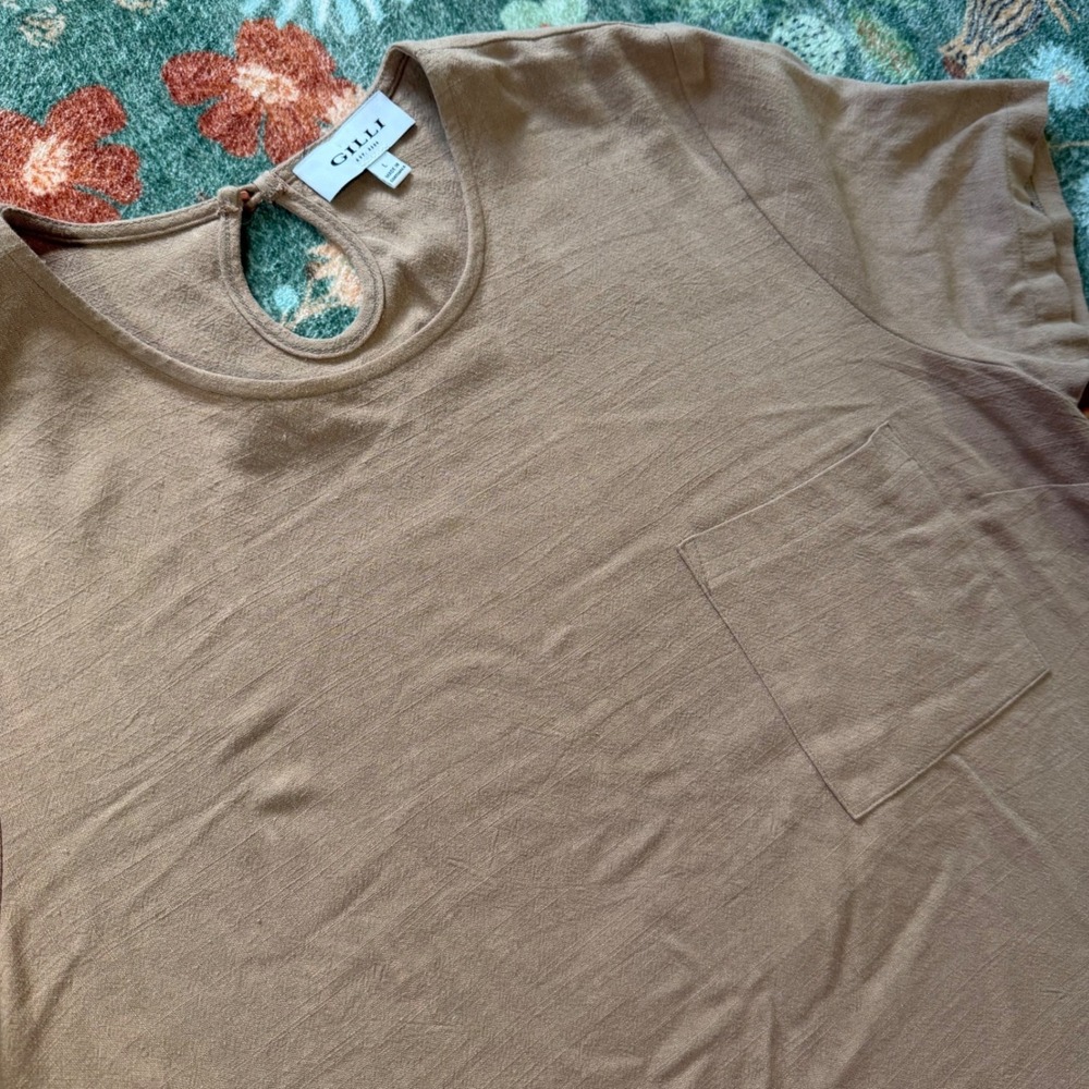 Gilli Tan Brown Linen Blend Short Sleeve Pocket‎ Top Keyhole Back Womens Large